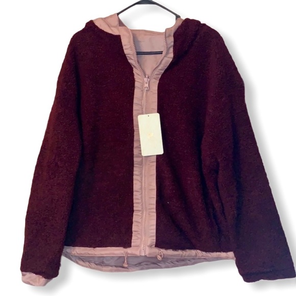 Fabletics reversible Cher Polar Sherpa  jacket - Picture 4 of 16